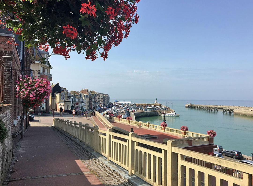 Notre Nid - Grande Terrasse Privee En Bord De Mer, Au Coeur Du Quartier Historique Du Treport ! Wifi Le Tréport Dış mekan fotoğraf